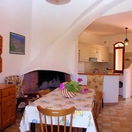 Sa Fiorida Vacanze בית נופש ואלדוריה