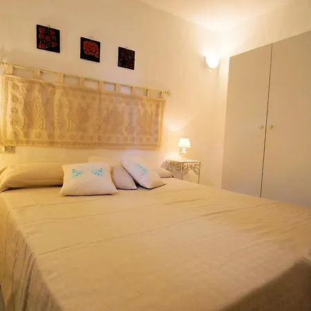 בית נופש Sa Fiorida Vacanze ואלדוריה