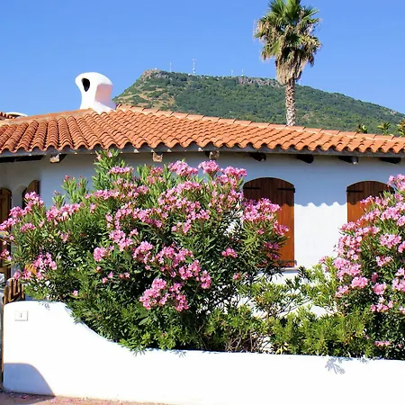 Holiday home Sa Fiorida Vacanze *